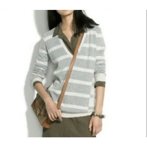 Madewell Wallace Ex-Boyfriend Striped V-Neck Sweater - Picture 7 of 7